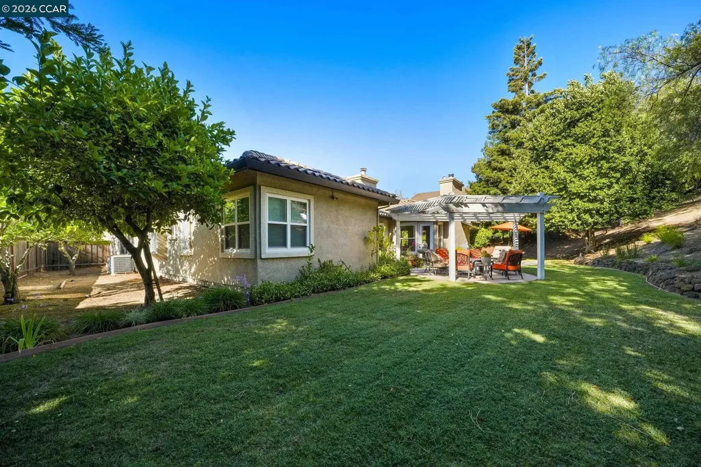 110 Forest Hill Drive Clayton CA 94517