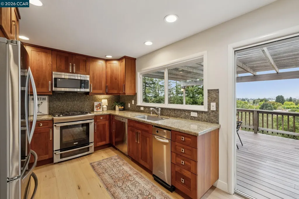 4075 Norton Avenue Oakland CA 94602