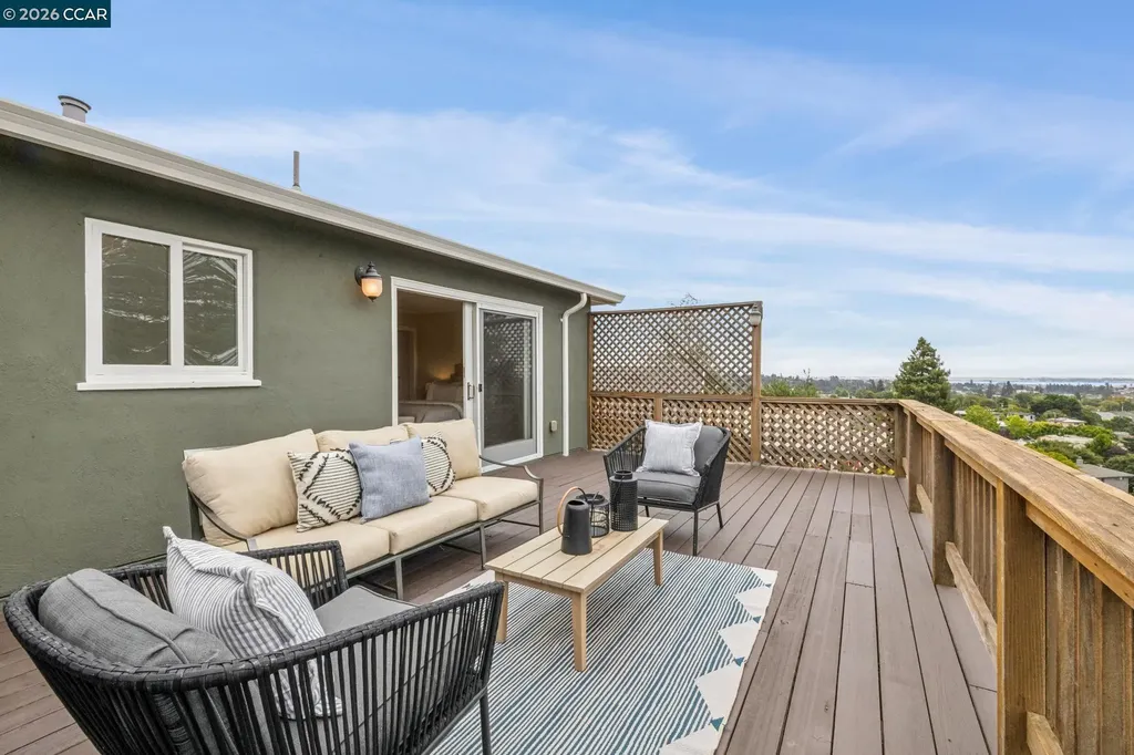 4075 Norton Avenue Oakland CA 94602