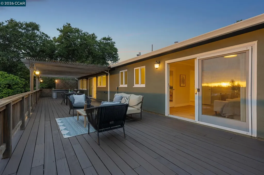 4075 Norton Avenue Oakland CA 94602