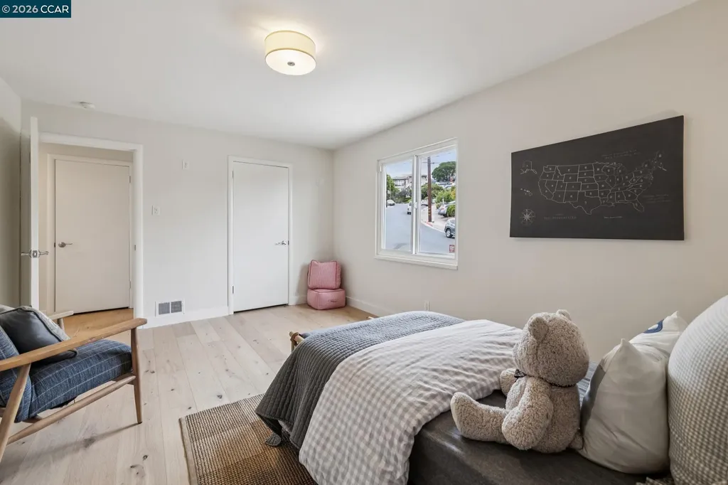 4075 Norton Avenue Oakland CA 94602