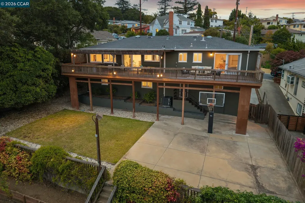 4075 Norton Avenue Oakland CA 94602
