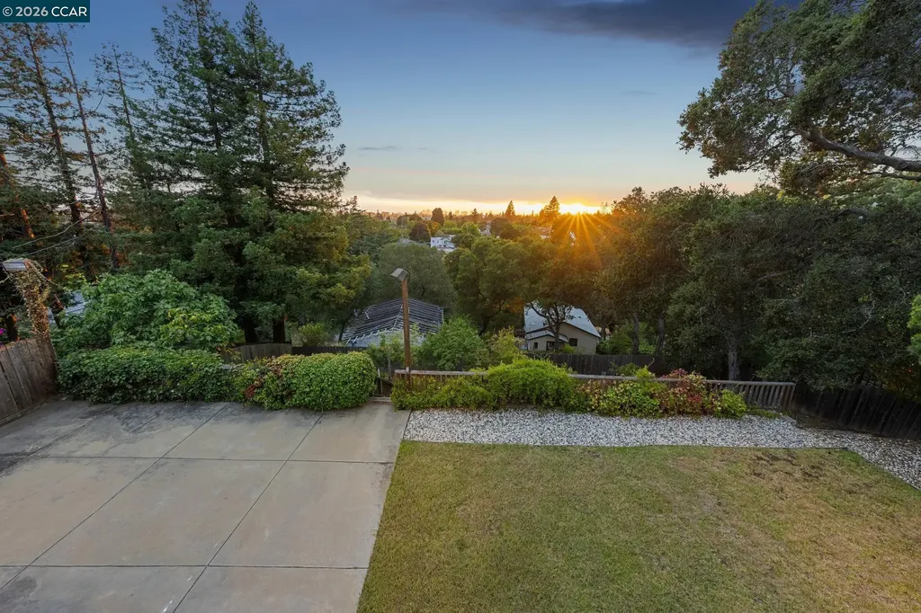 4075 Norton Avenue Oakland CA 94602