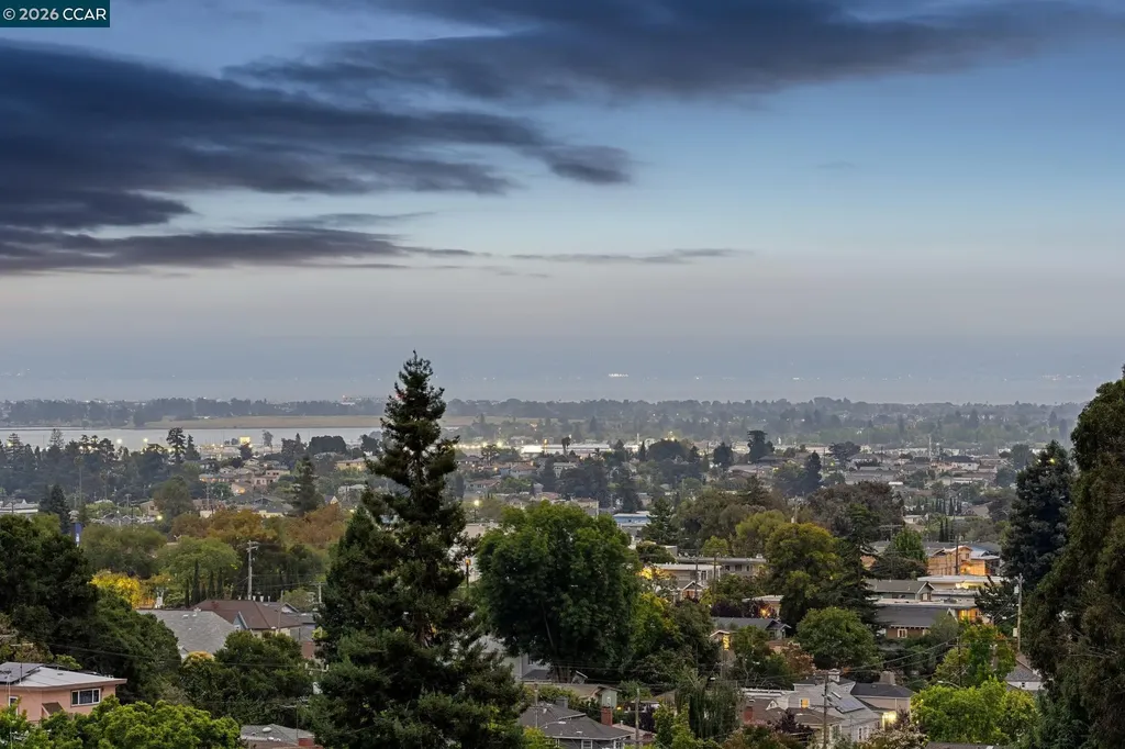 4075 Norton Avenue Oakland CA 94602