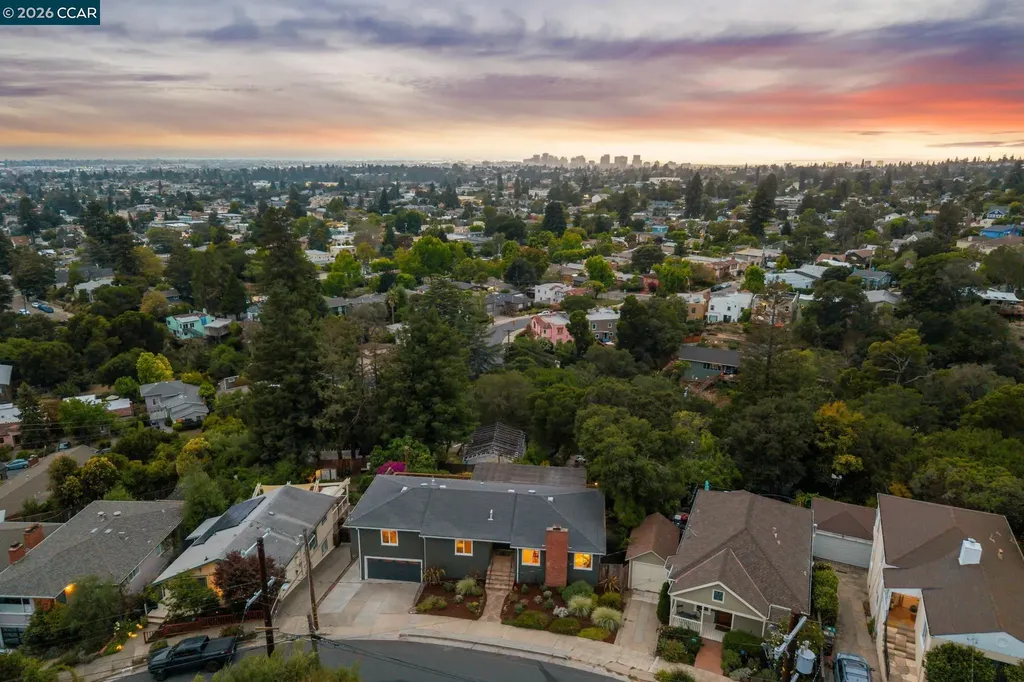 4075 Norton Avenue Oakland CA 94602