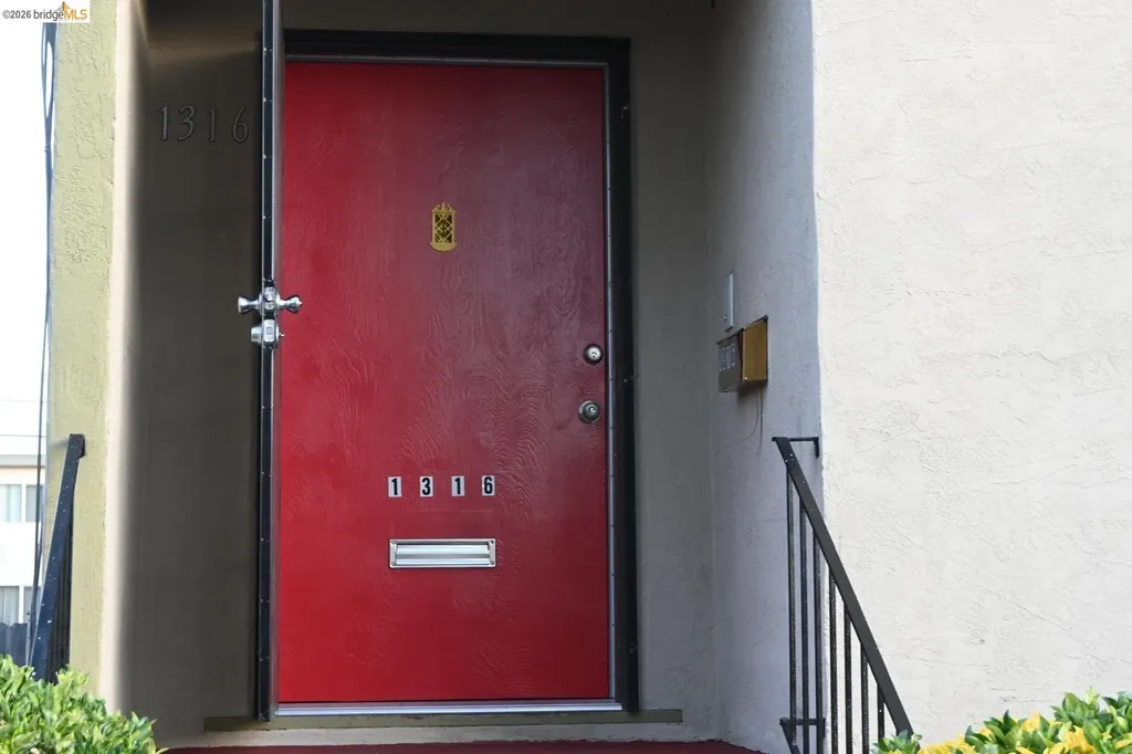 1316 Russell Street Berkeley CA 94703