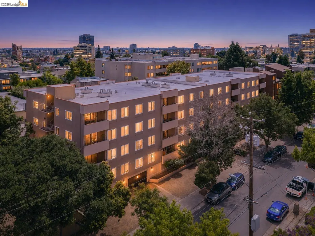 330 Vernon Street Oakland CA 94610
