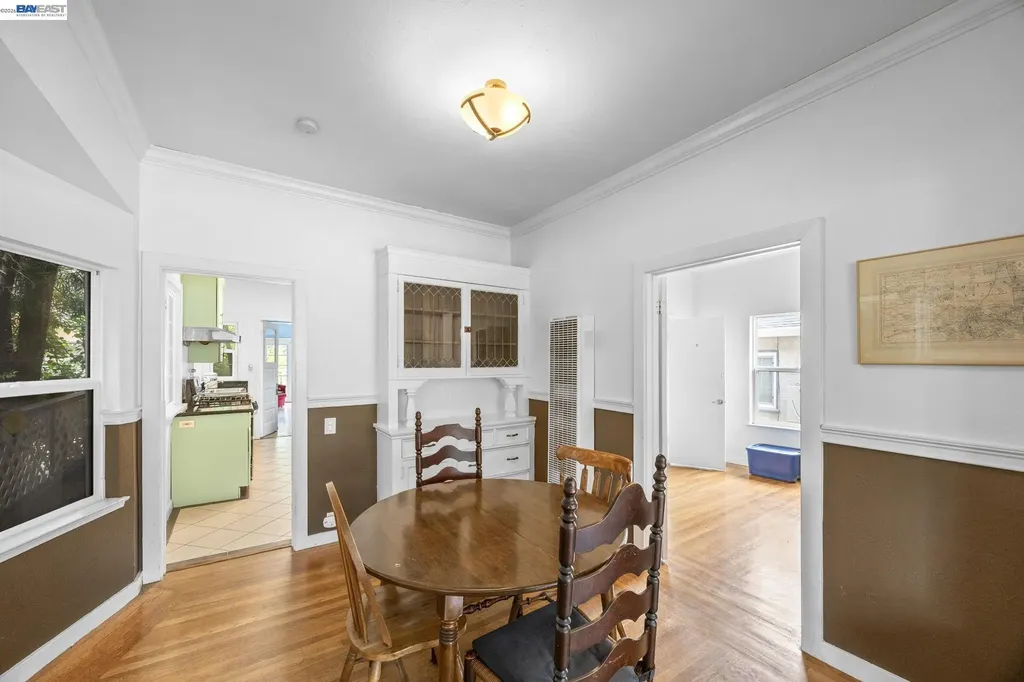 1811 Lincoln Avenue Alameda CA 94501