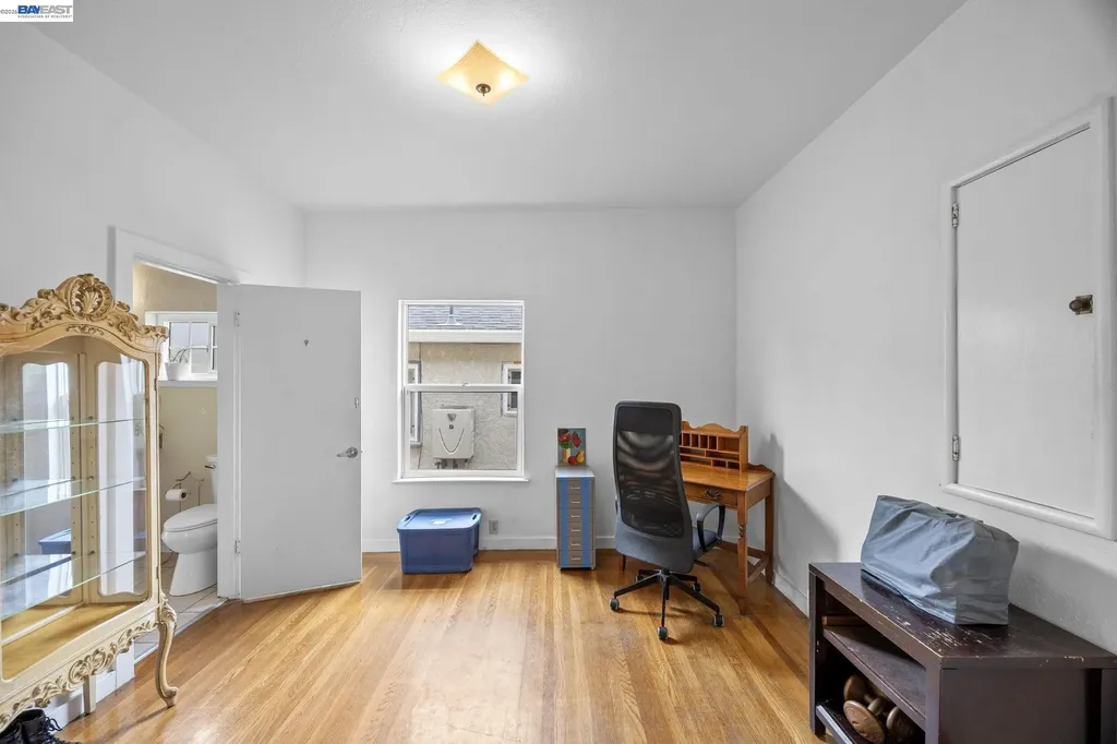1811 Lincoln Avenue Alameda CA 94501