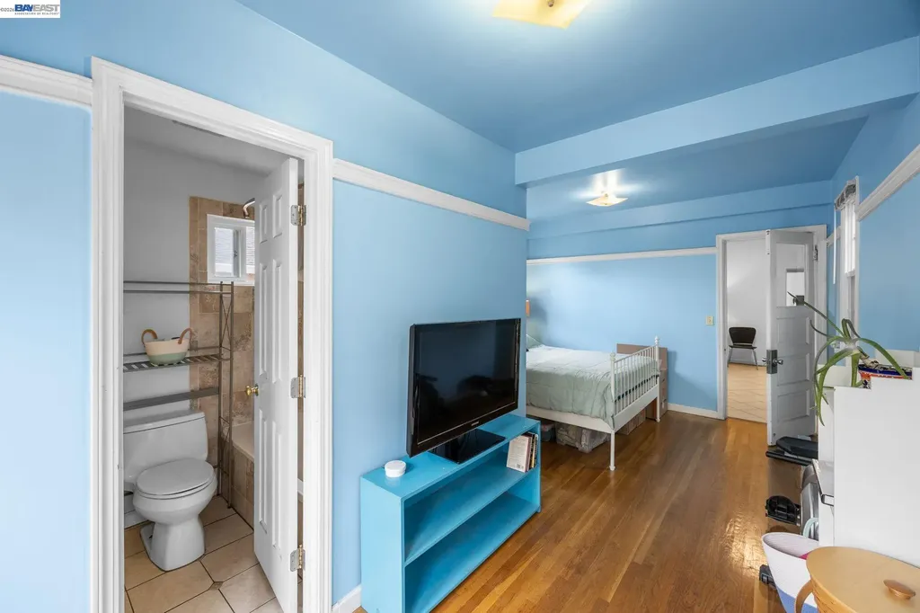 1811 Lincoln Avenue Alameda CA 94501