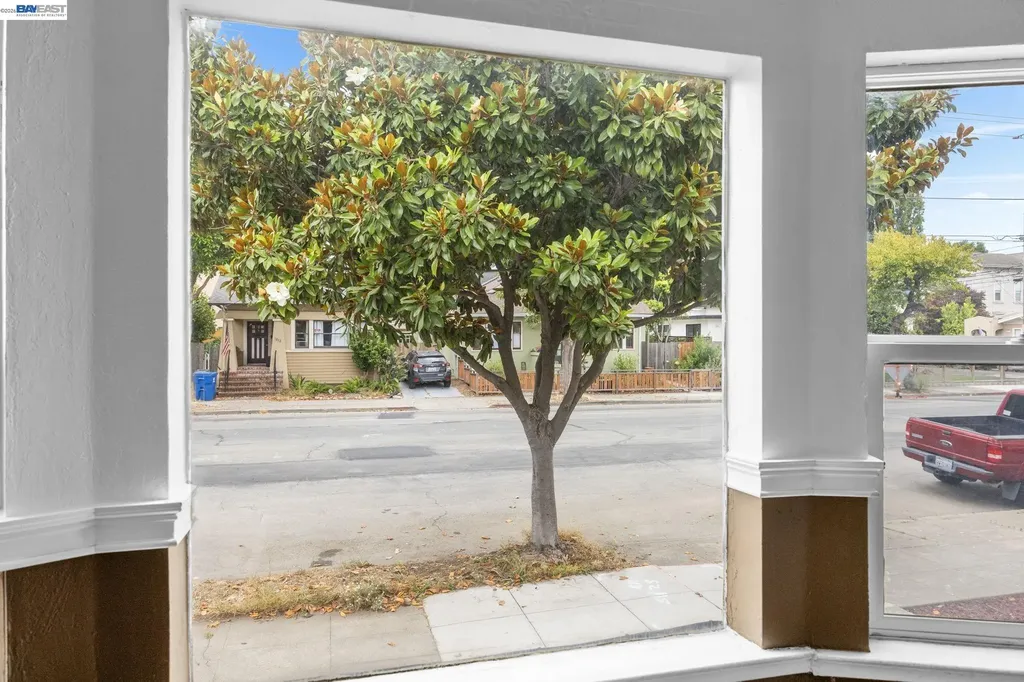 1811 Lincoln Avenue Alameda CA 94501
