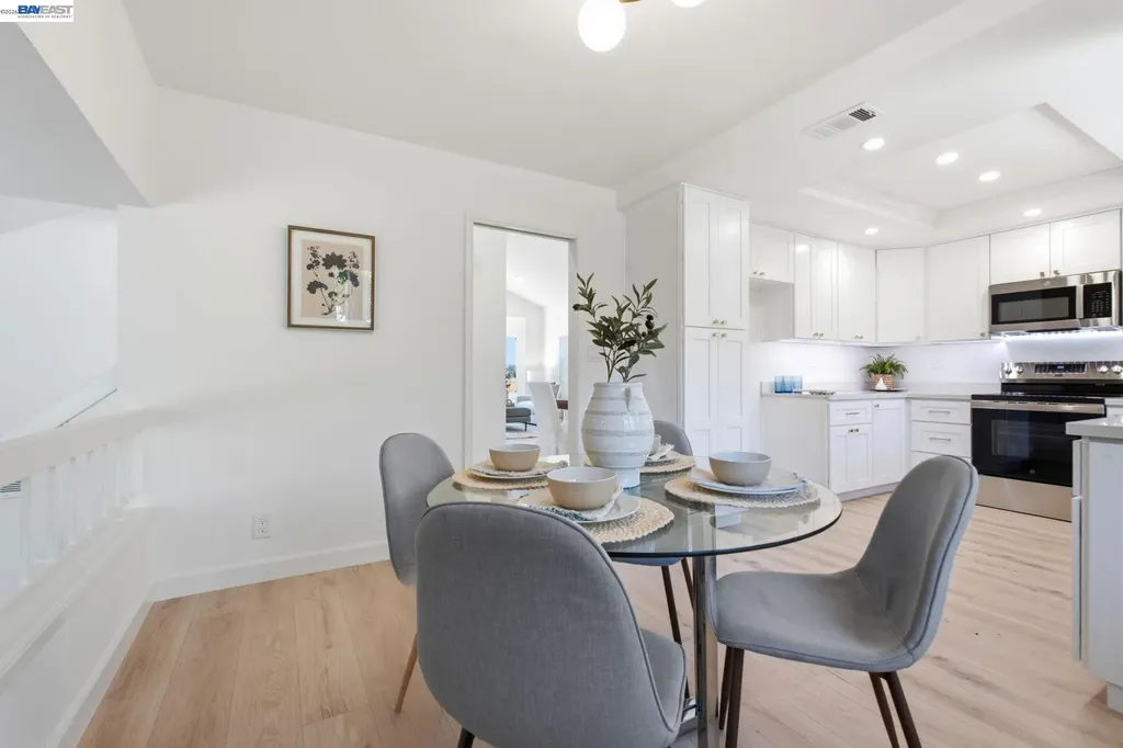 935 Granite Court Martinez CA 94553