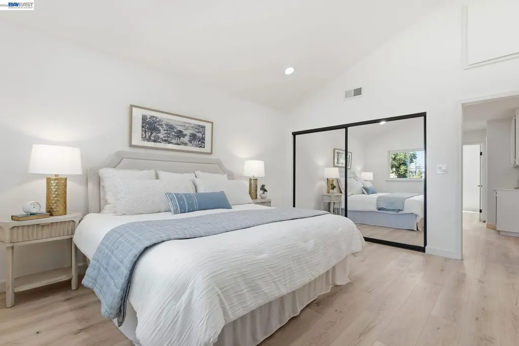 935 Granite Court Martinez CA 94553