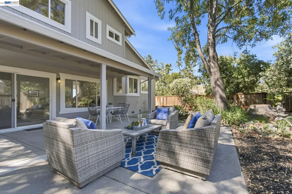 935 Granite Court Martinez CA 94553