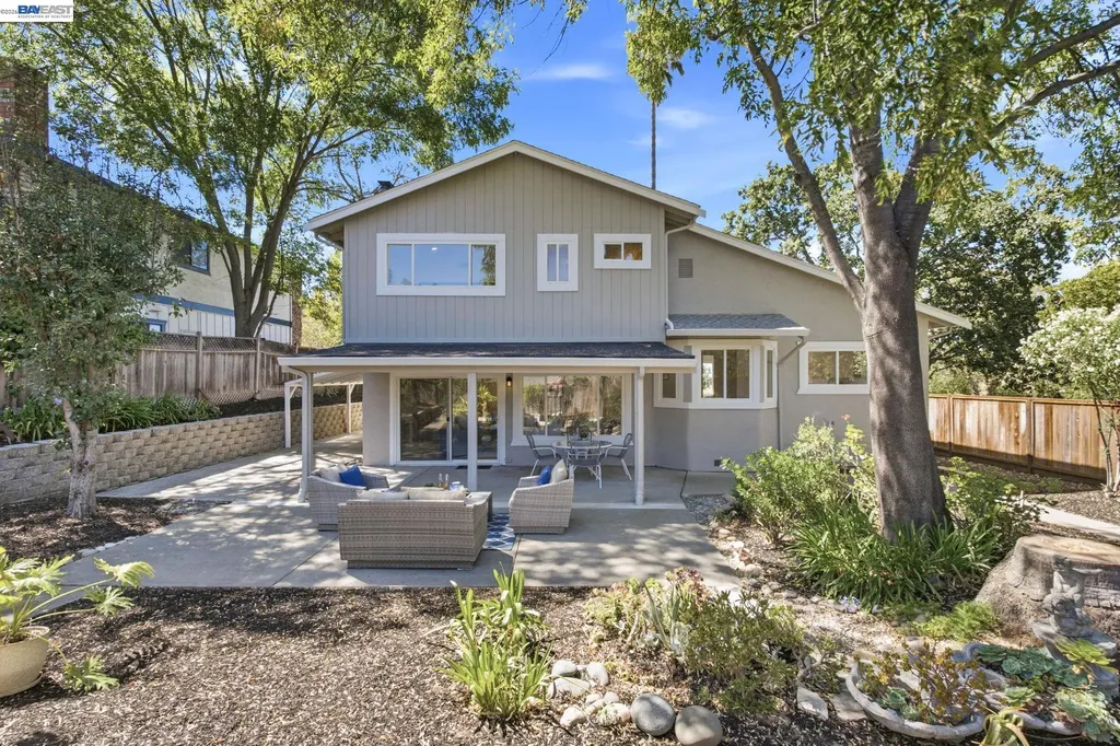 935 Granite Court Martinez CA 94553