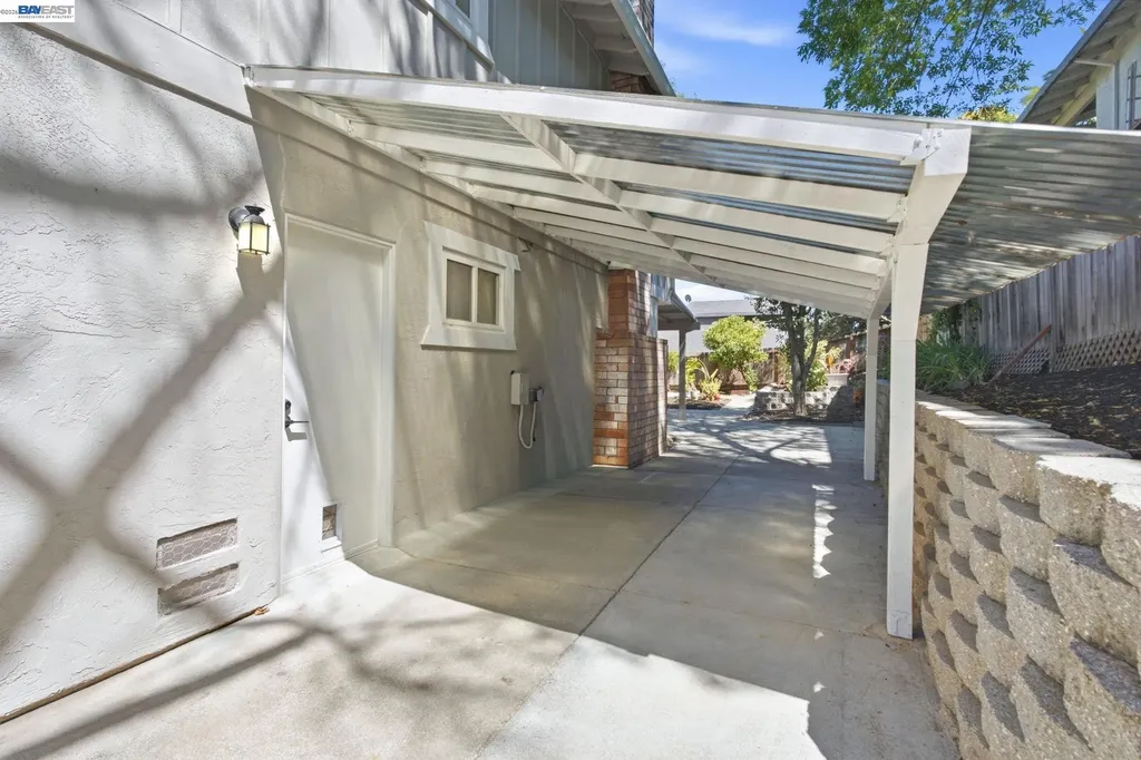 935 Granite Court Martinez CA 94553