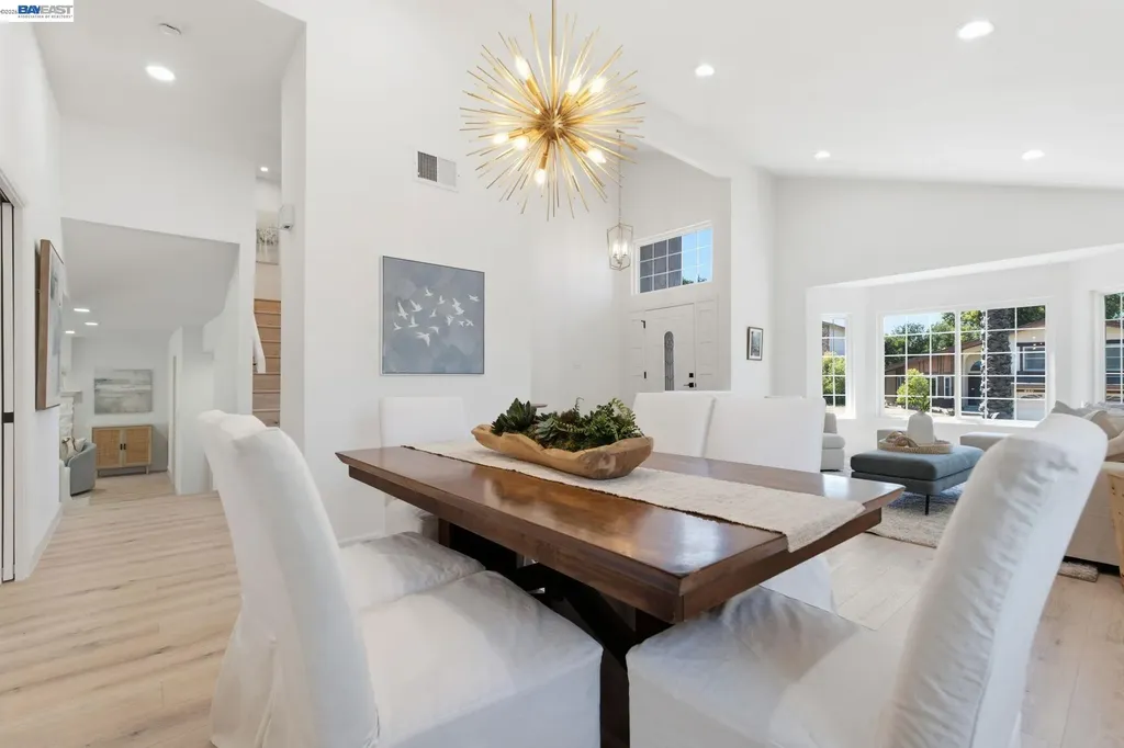 935 Granite Court Martinez CA 94553