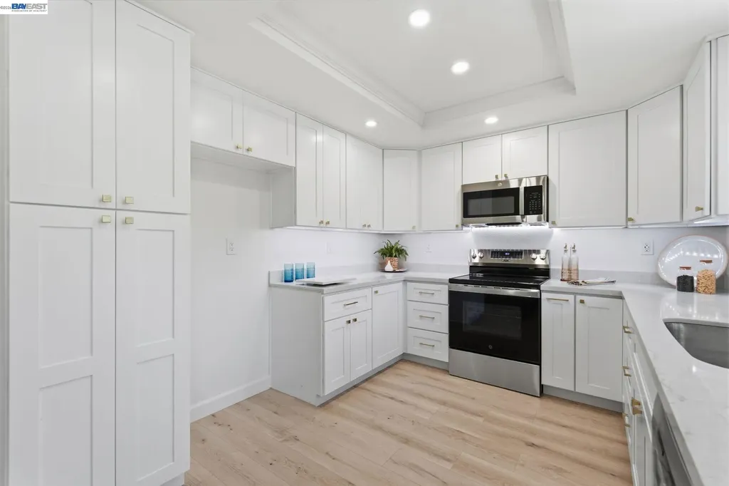 935 Granite Court Martinez CA 94553