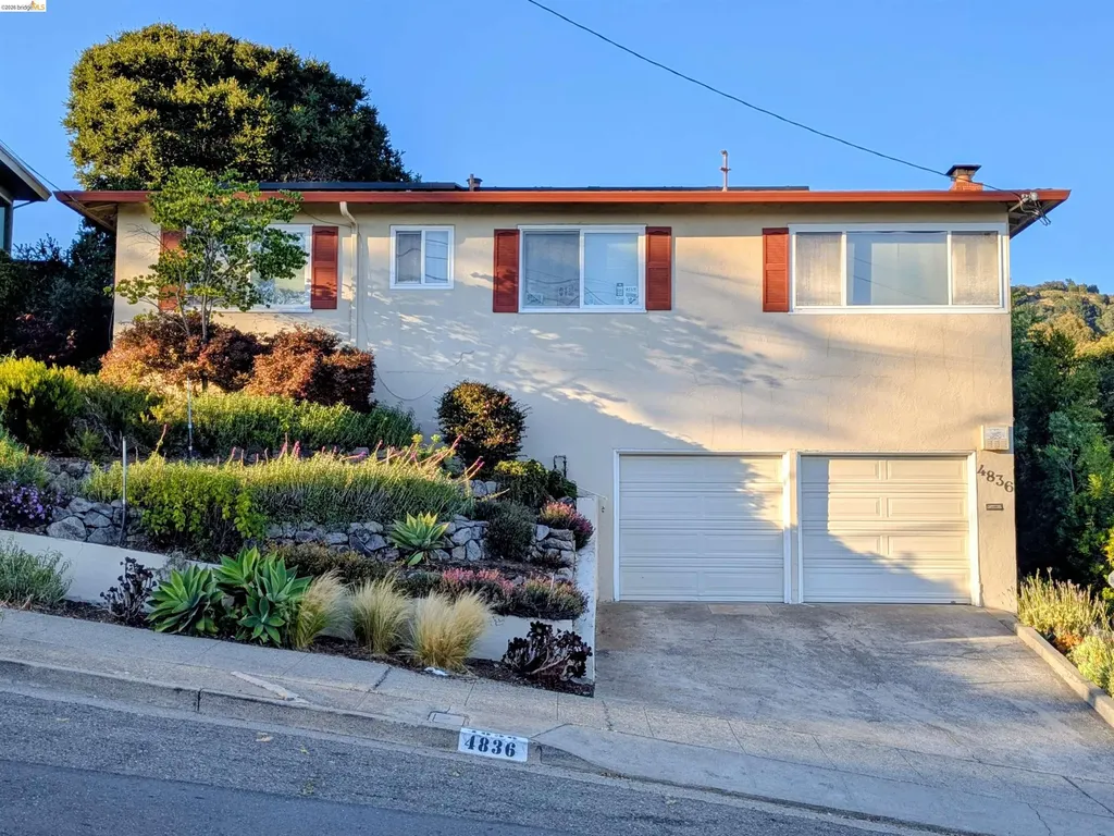 4836 Reinhardt Drive Oakland CA 94619
