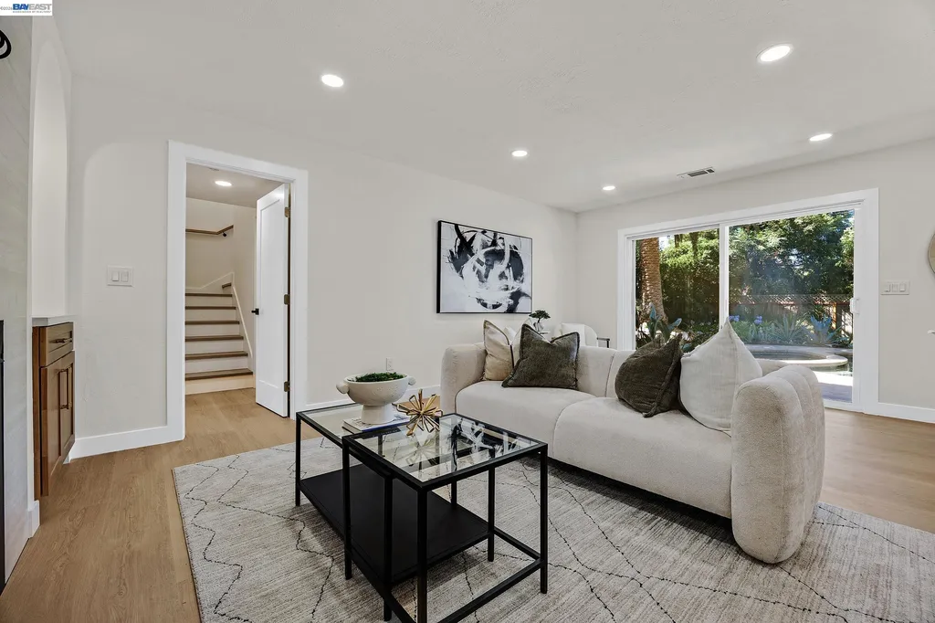 1759 Crescent Drive Walnut Creek CA 94598