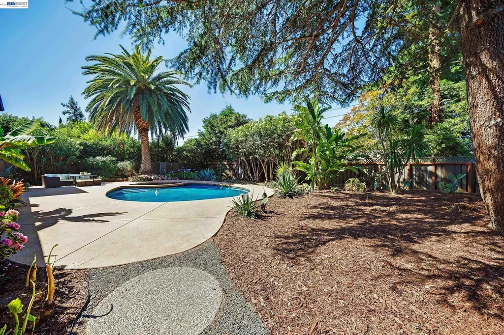 1759 Crescent Drive Walnut Creek CA 94598