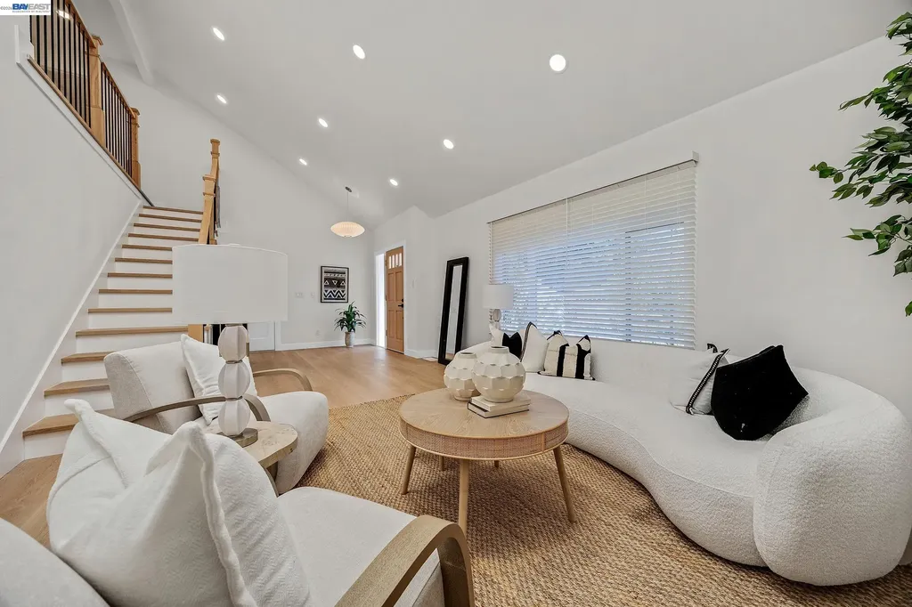 1759 Crescent Drive Walnut Creek CA 94598