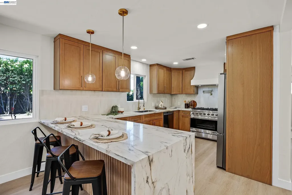 1759 Crescent Drive Walnut Creek CA 94598