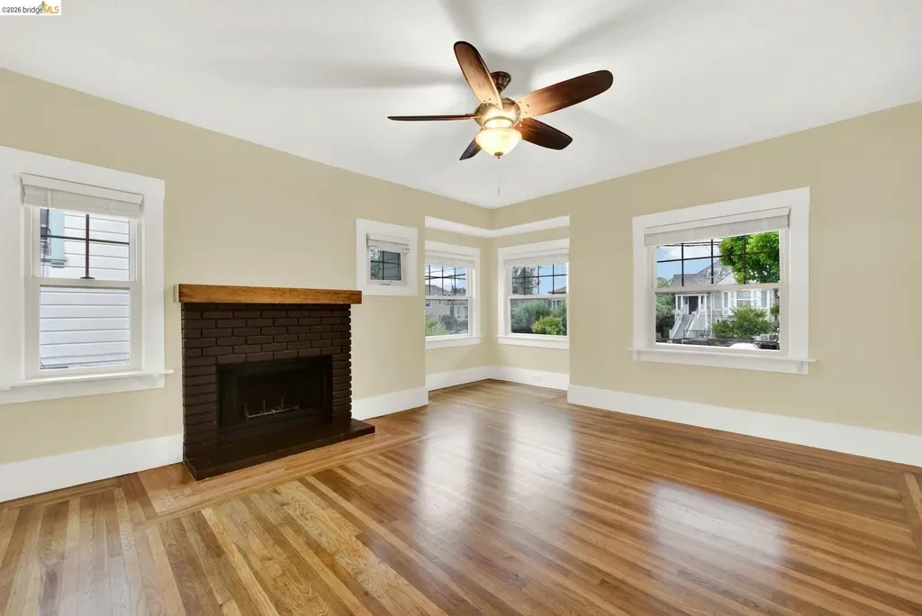 1043 47th Street Emeryville CA 94608