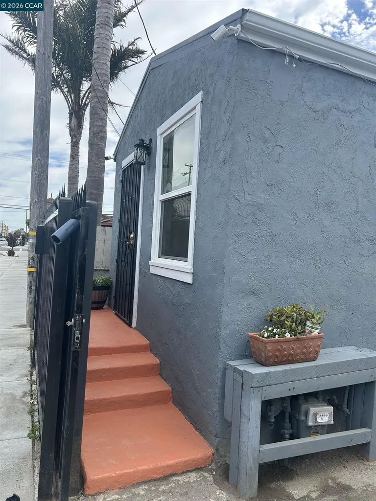 1825 Fred Jackson Way Richmond CA 94801