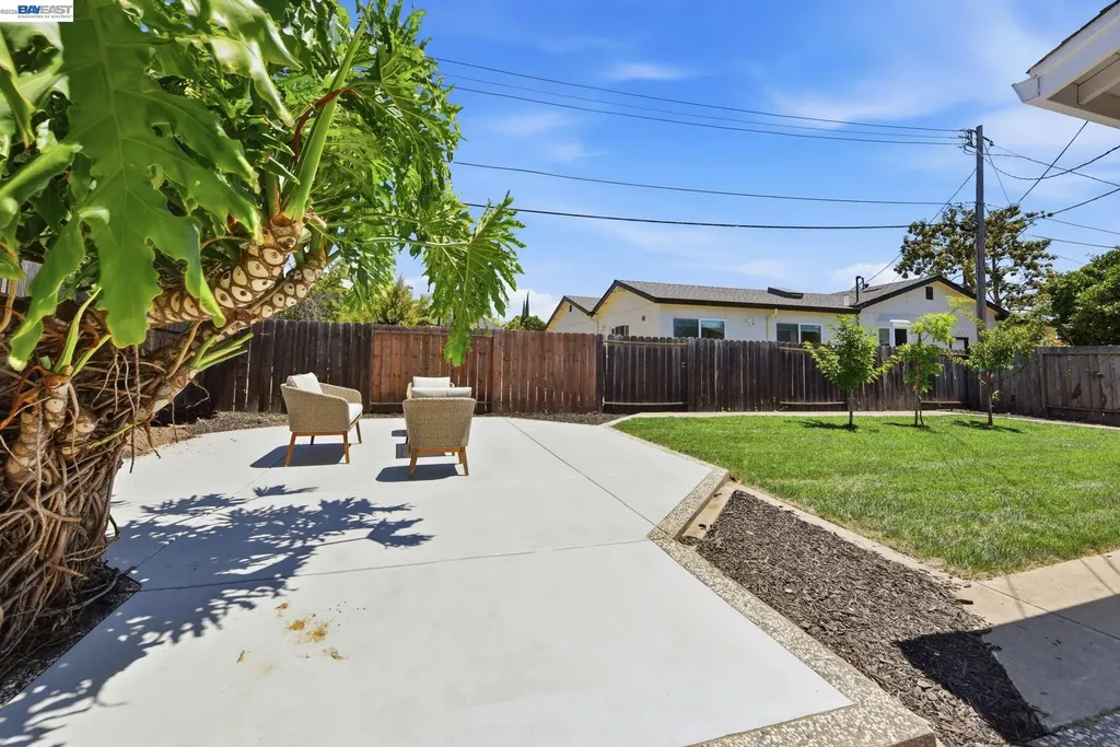46718 Bradley Street Fremont CA 94539