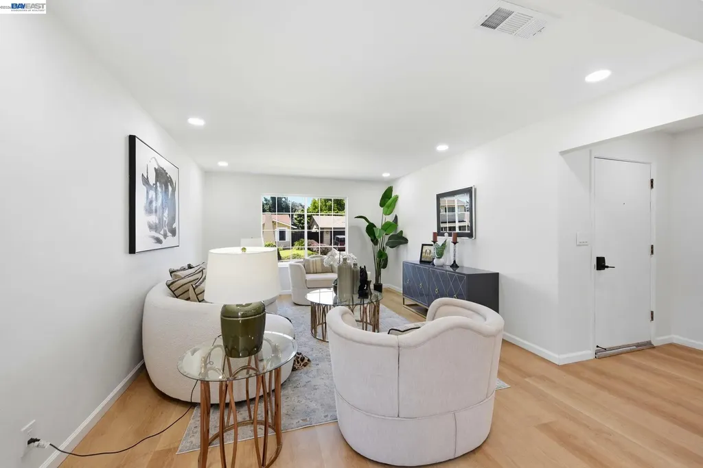 46718 Bradley Street Fremont CA 94539