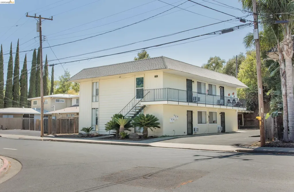 22 Lake Drive Antioch CA 94509
