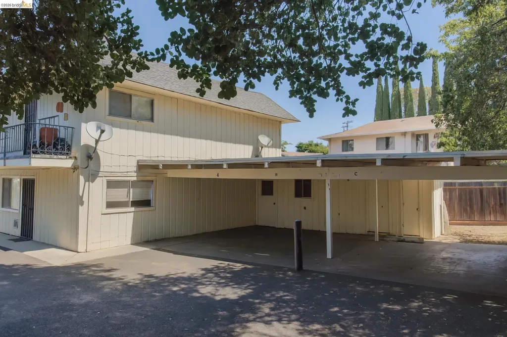 22 Lake Drive Antioch CA 94509