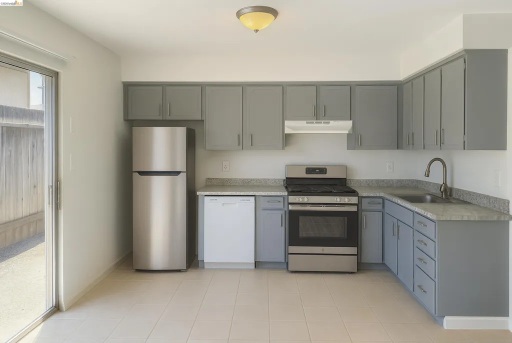 22 Lake Drive Antioch CA 94509