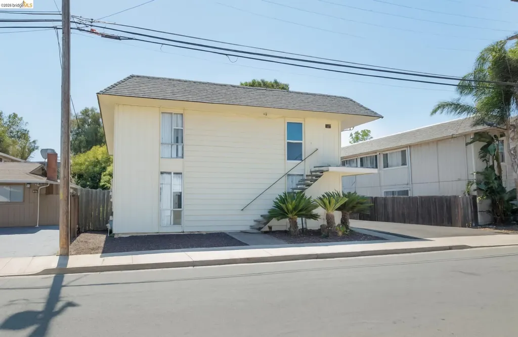 22 Lake Drive Antioch CA 94509