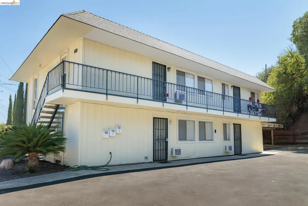 22 Lake Drive Antioch CA 94509