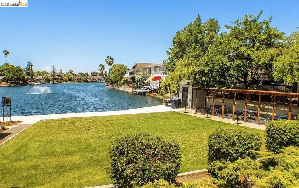 22 Lake Drive Antioch CA 94509