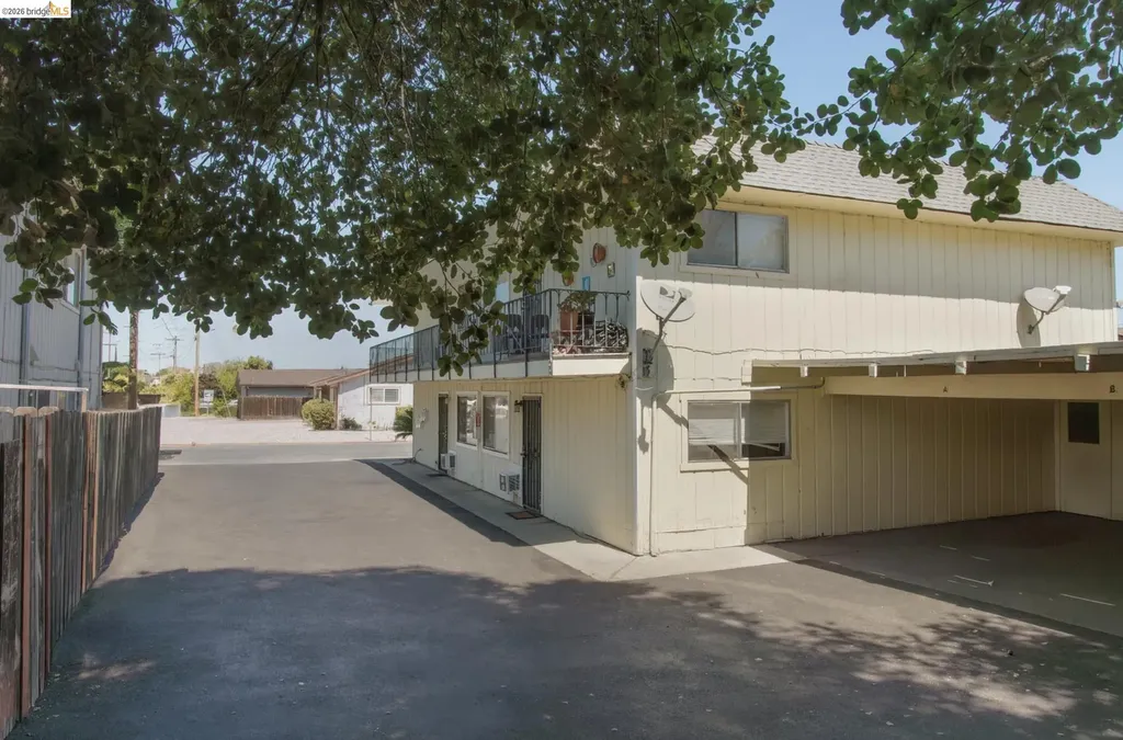 22 Lake Drive Antioch CA 94509