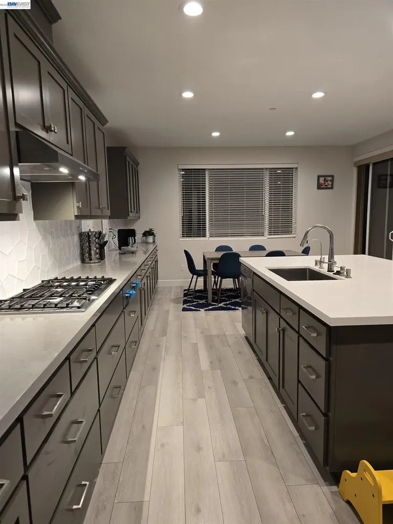 5915 Abbott Street Dublin CA 94568