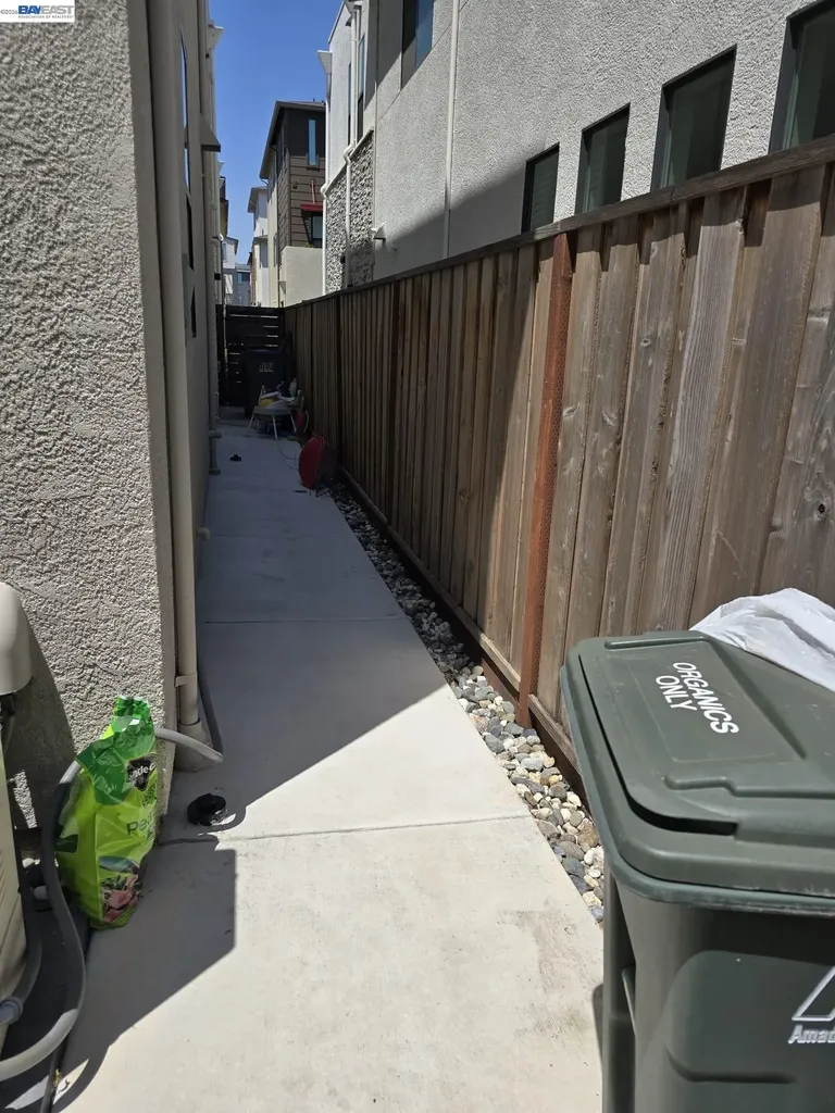 5915 Abbott Street Dublin CA 94568