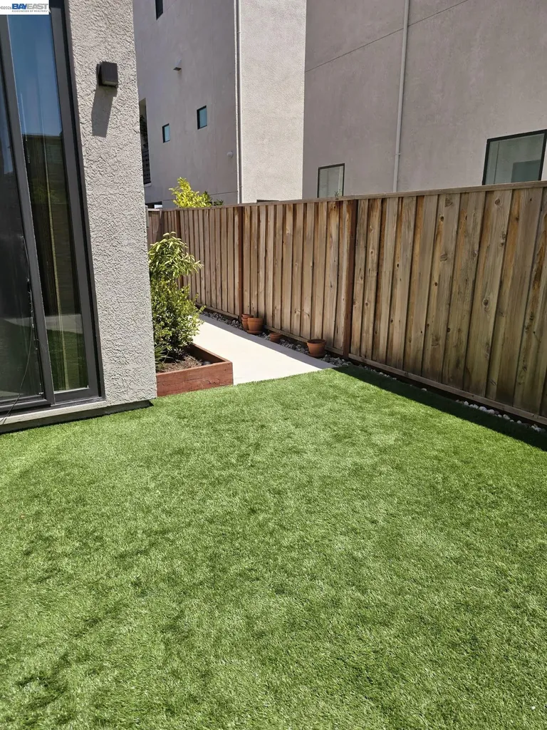 5915 Abbott Street Dublin CA 94568