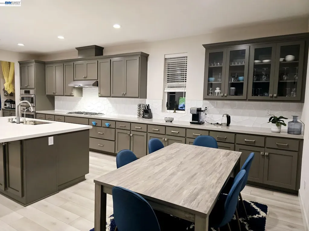5915 Abbott Street Dublin CA 94568