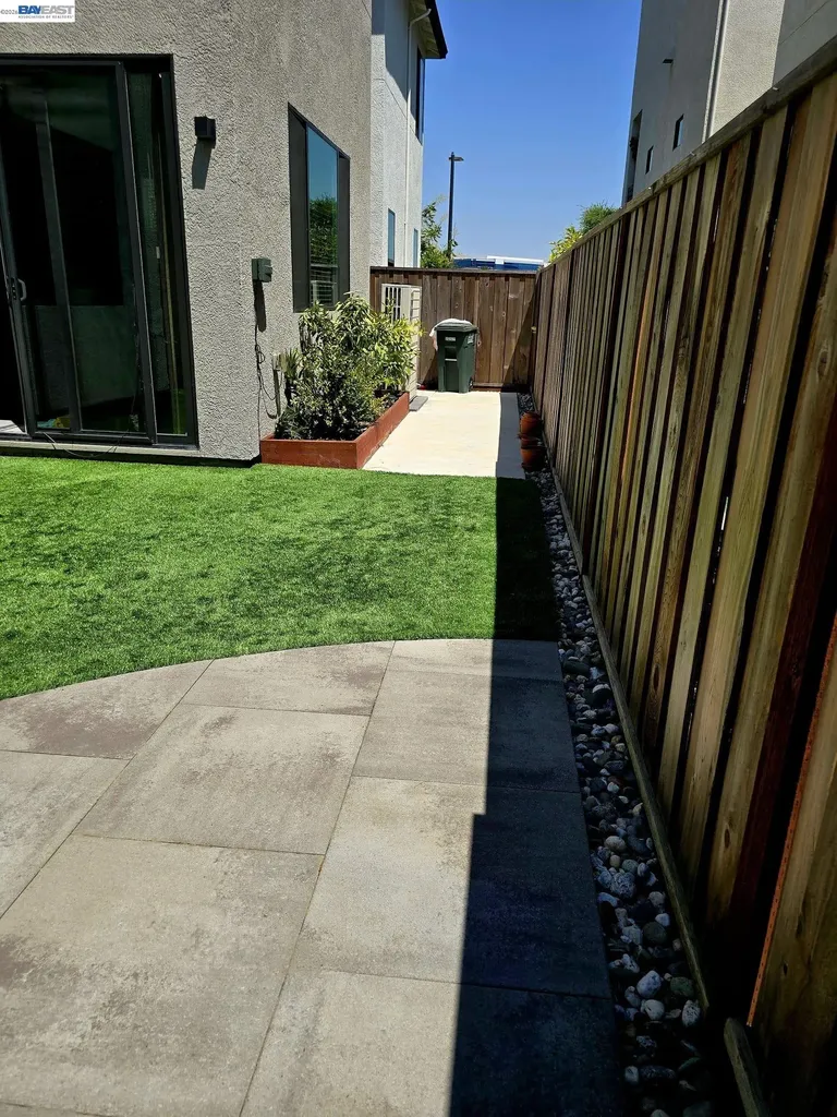 5915 Abbott Street Dublin CA 94568