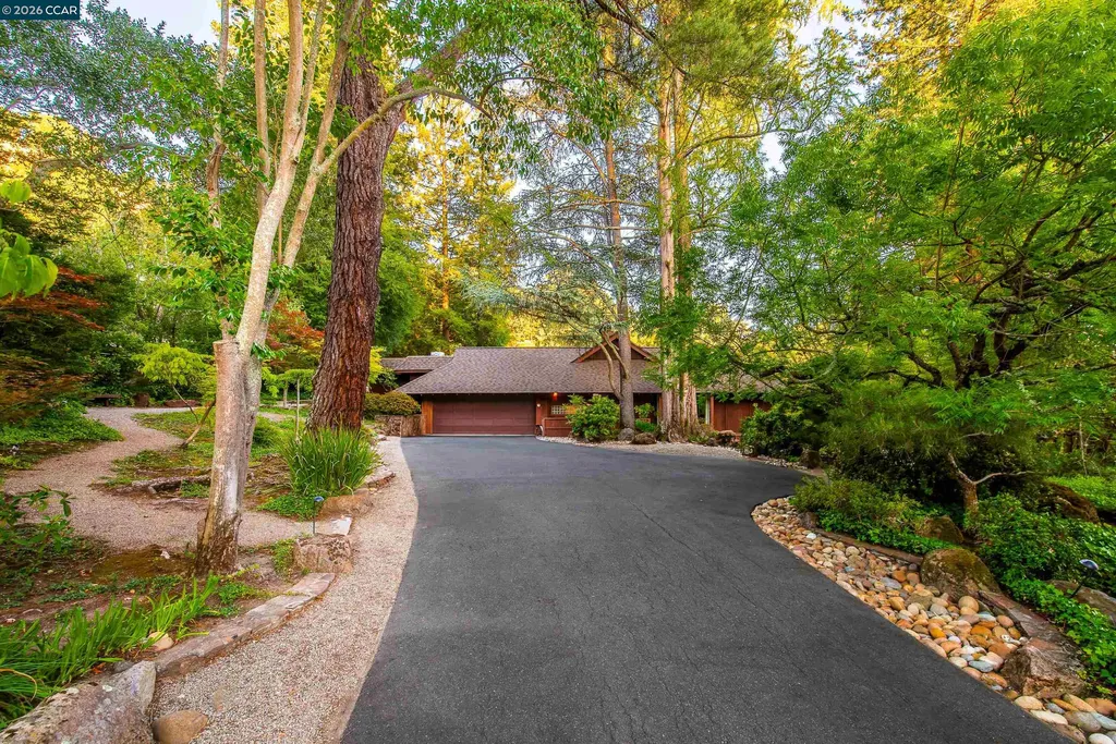 1038 Pine Lane Lafayette CA 94549