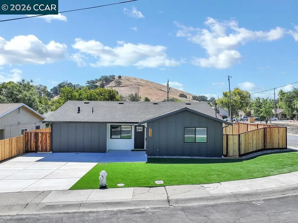 4395 Cabrilho Drive Martinez CA 94553