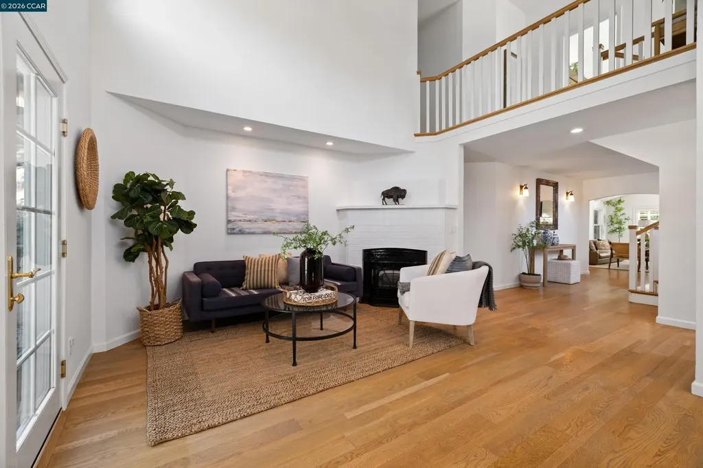 101 La Bolsa Road Walnut Creek CA 94598