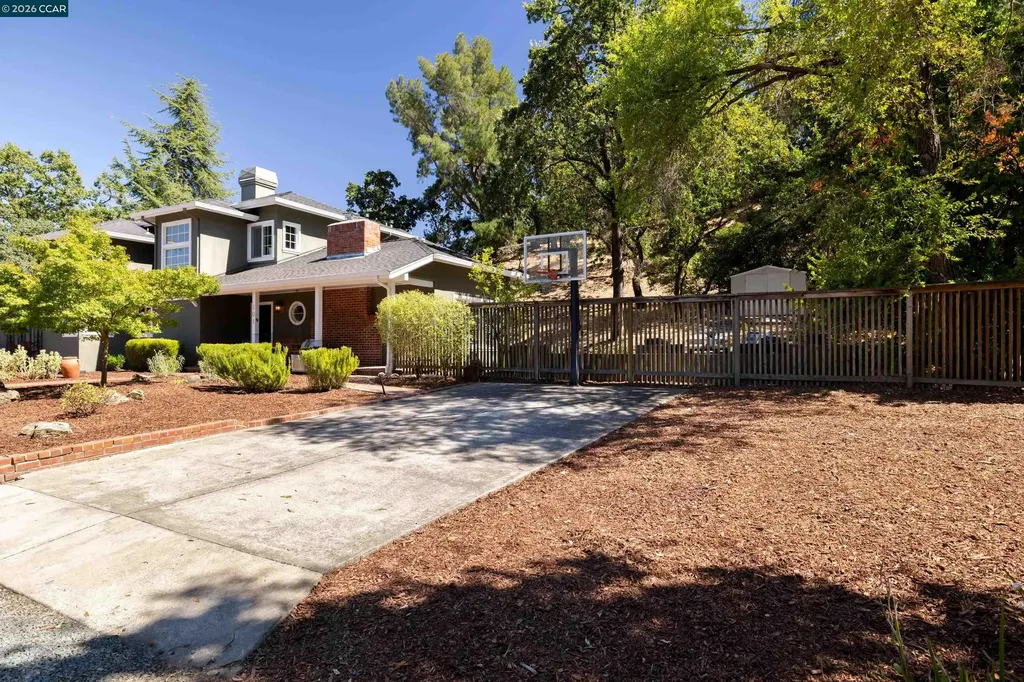 101 La Bolsa Road Walnut Creek CA 94598