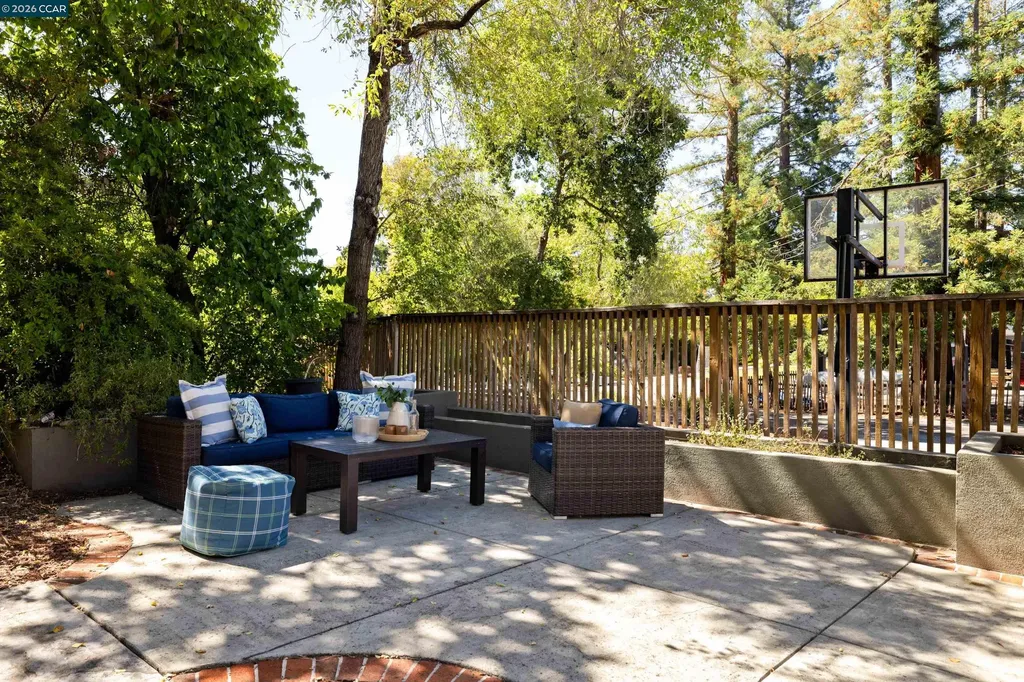 101 La Bolsa Road Walnut Creek CA 94598