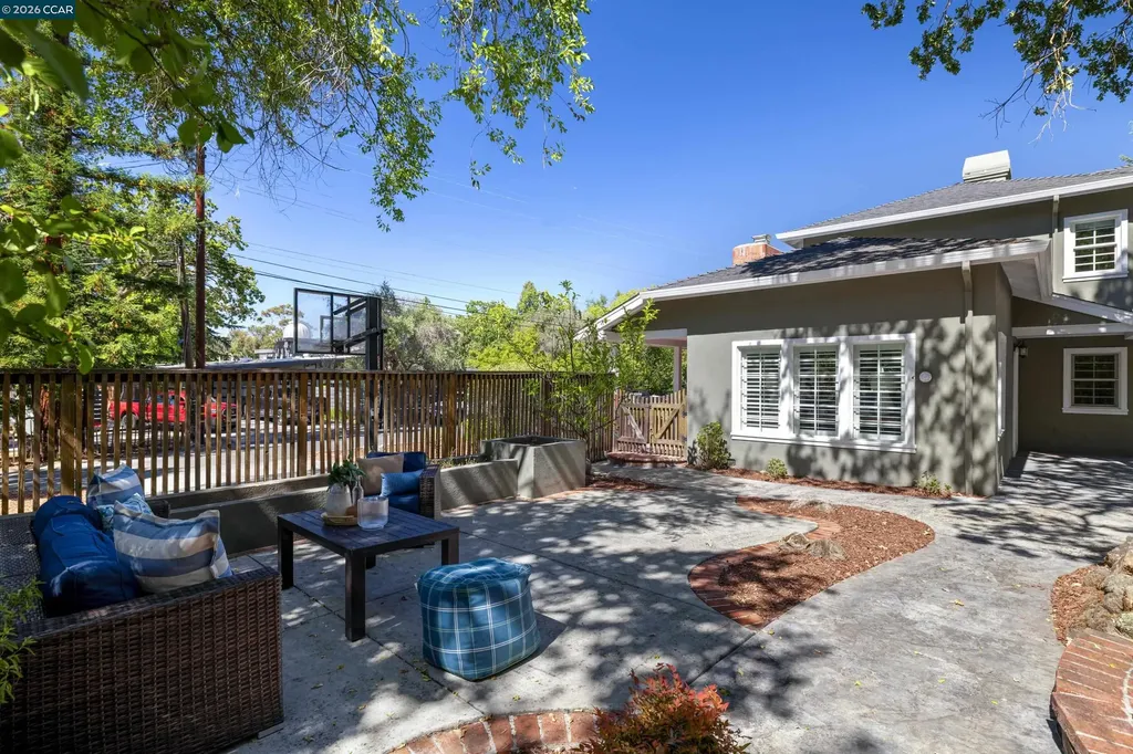 101 La Bolsa Road Walnut Creek CA 94598