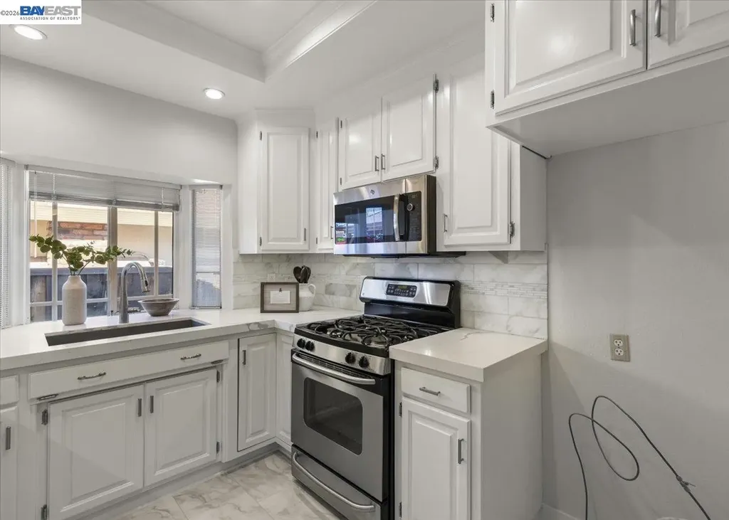 1421 Columbus Avenue Livermore CA 94550